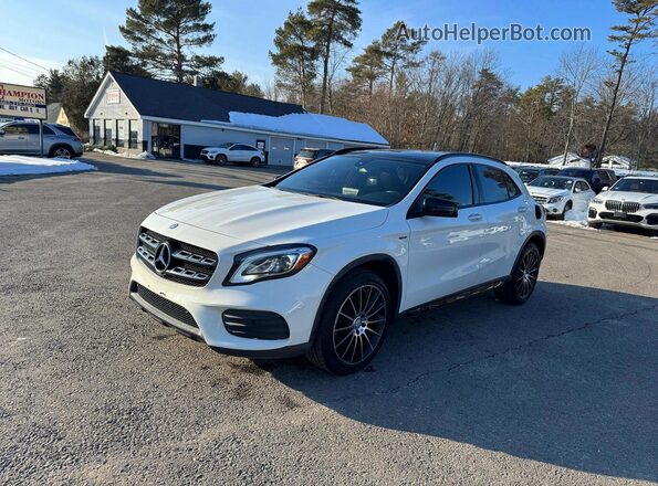 WDCTG4EB5JJ374538 2018 MERCEDES-BENZ GLA White Przód lewy