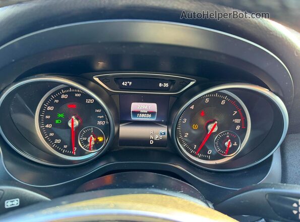 WDCTG4EB5JJ374538 2018 MERCEDES-BENZ GLA White Widok wnętrza z przodu