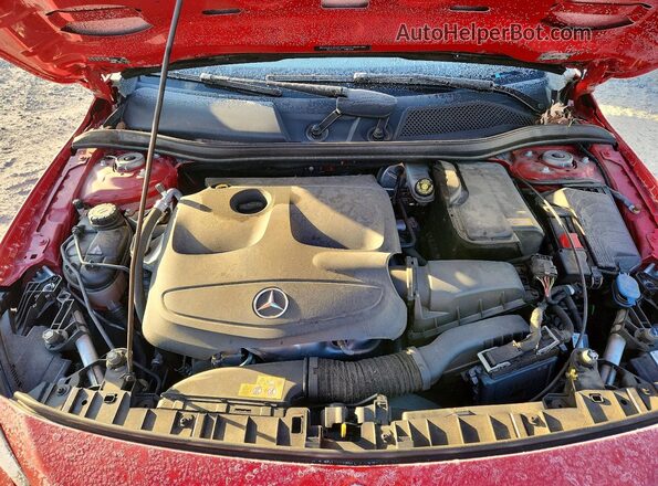 WDCTG4EB6GJ256250 2016 MERCEDES-BENZ GLA Red Вид задньої частини салону