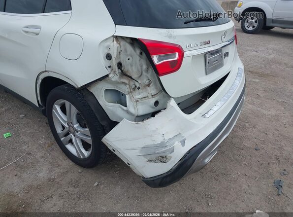WDCTG4EB6HJ302287 2017 MERCEDES-BENZ GLA 250 Белый Вид спереди