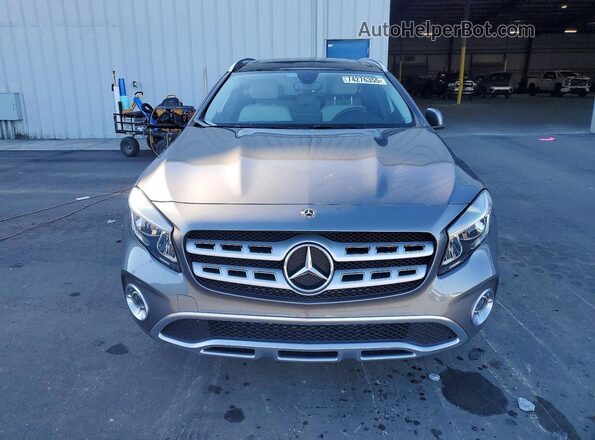 WDCTG4EB7KJ584818 2019 MERCEDES-BENZ GLA Gray Widok z przodu
