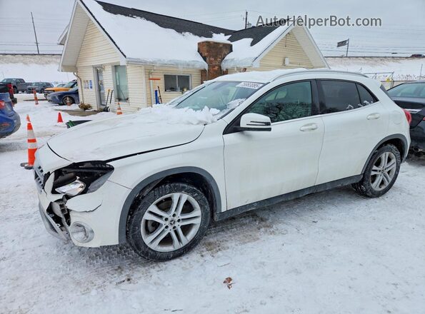 WDCTG4EB8JJ500830 2018 MERCEDES-BENZ GLA Белый Передняя левая четверть