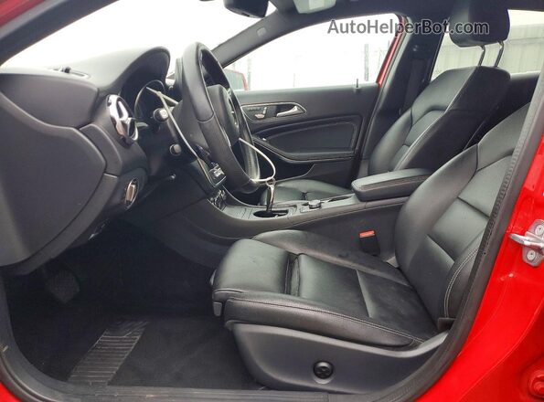 WDCTG4EB8LU021759 2020 MERCEDES-BENZ GLA Red Vista interior delantera