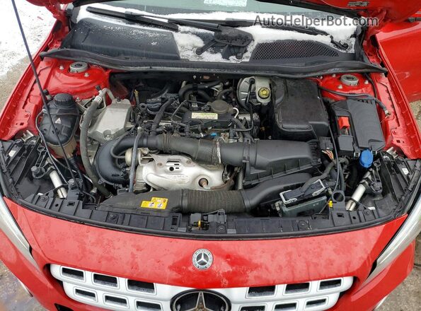 WDCTG4EB8LU021759 2020 MERCEDES-BENZ GLA Red Vista interior trasera