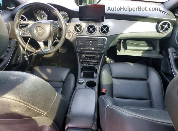 WDCTG4EB9GJ204434 2016 MERCEDES-BENZ GLA Черный Вид панели приборов