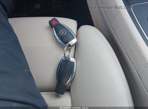 WDCTG4EB9KU004564 2019 MERCEDES-BENZ GLA 250 White Widok deski rozdzielczej