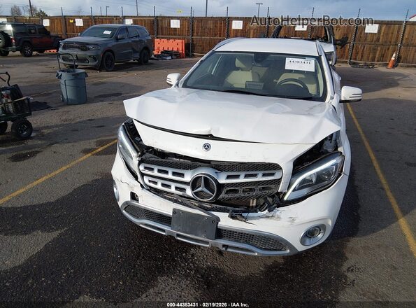 WDCTG4GB1LU024385 2020 MERCEDES-BENZ GLA 250 White Front view