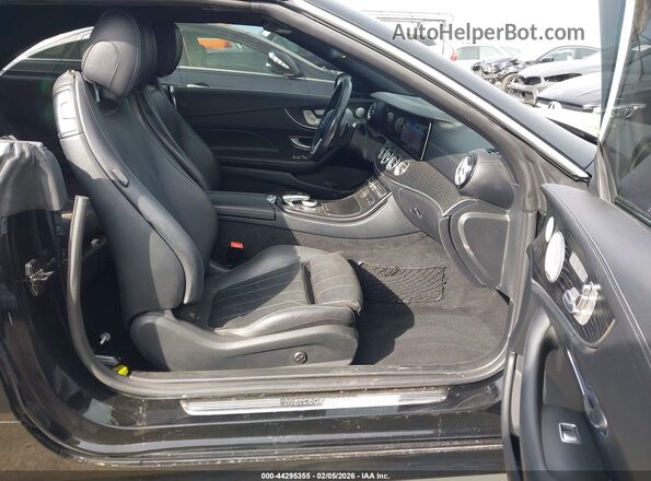 WDD1K6HB0LF121075 2020 MERCEDES-BENZ E-CLASS Черный Вид салона спереди