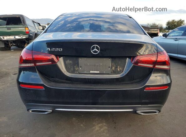 WDD3G4EB0KW002797 2019 MERCEDES-BENZ A Black Widok z tyłu