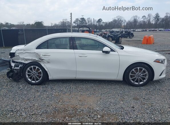 WDD3G4EB4KW023751 2019 MERCEDES-BENZ A 220 White Սալոնի հետևի տեսք