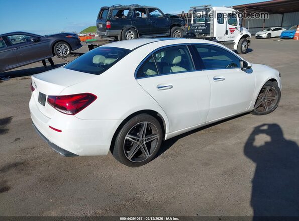 WDD3G4EB4KW033826 2019 MERCEDES-BENZ A 220 White უკანა მარჯვენა