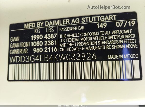WDD3G4EB4KW033826 2019 MERCEDES-BENZ A 220 White ძრავის განყოფილების ხედი