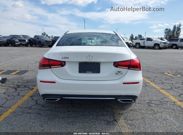 WDD3G4EBXKW011894 2019 MERCEDES-BENZ A 220 White 