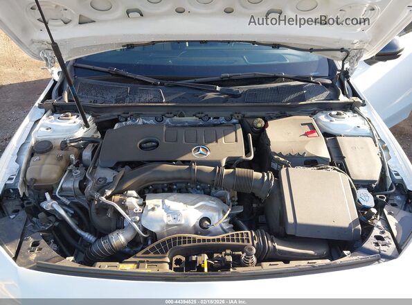 WDD3G4FB5KW019271 2019 MERCEDES-BENZ A 220 Белый Вид сзади
