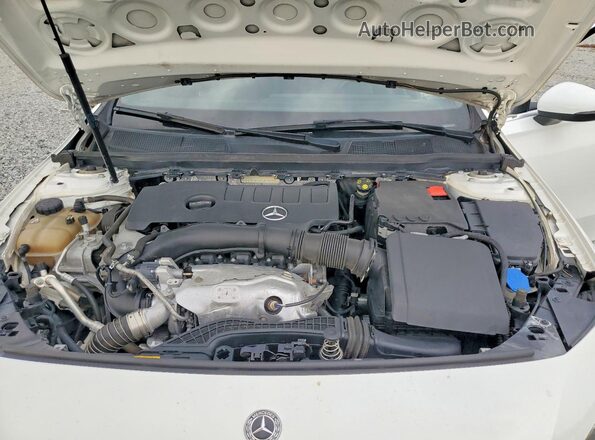 WDD3G4FB8KW034802 2019 MERCEDES-BENZ A White Widok komory silnika