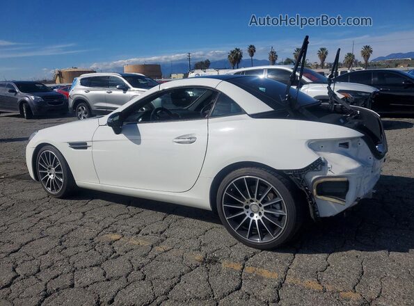 WDDPK3JA0HF135530 2017 MERCEDES-BENZ SLC White Задня ліва чверть