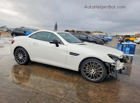 WDDPK6GA1HF135075 2017 MERCEDES-BENZ SLC White Передня права чверть