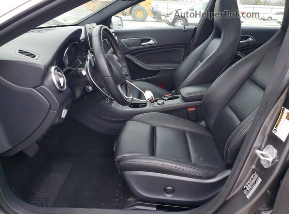 WDDSJ4EB0GN338427 2016 MERCEDES-BENZ CLA-CLASS Gray Widok wnętrza z przodu