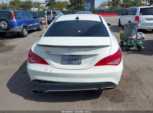 WDDSJ4EB0JN590833 2018 MERCEDES-BENZ CLA 250 Белый 
