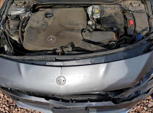 WDDSJ4EB0JN696070 2018 MERCEDES-BENZ CLA-CLASS Серый Вид задней части салона
