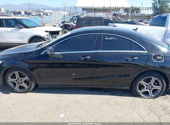 WDDSJ4EB2JN598626 2018 MERCEDES-BENZ CLA 250 Черный Вид задней части салона