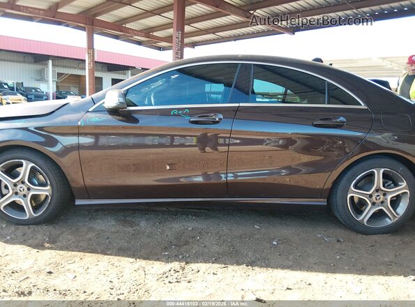 WDDSJ4EB5JN566432 2018 MERCEDES-BENZ CLA 250 Maroon Панорамний вид салону 360°