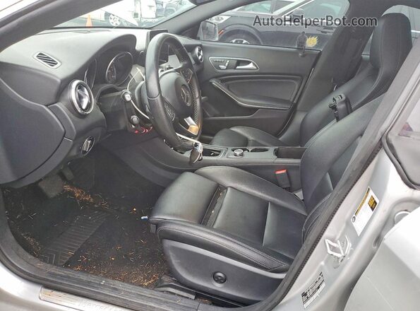 WDDSJ4EB7JN545985 2018 MERCEDES-BENZ CLA-CLASS Silver წინა სალონის ხედი