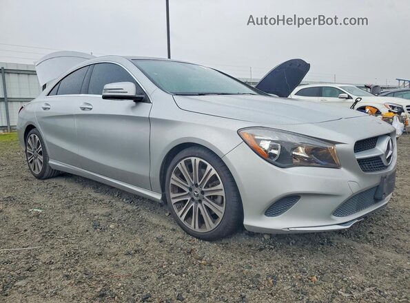 WDDSJ4EB8KN711593 2019 MERCEDES-BENZ CLA-CLASS Серебряный Передняя правая четверть