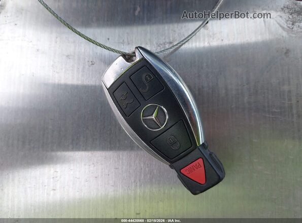 WDDSJ4EB9JN605362 2018 MERCEDES-BENZ CLA 250 Красный Вид панели приборов
