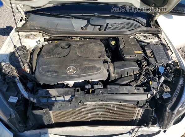 WDDSJ4EBXGN354747 2016 MERCEDES-BENZ CLA-CLASS Белый Вид задней части салона