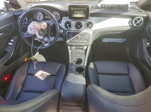 WDDSJ4EBXGN384329 2016 MERCEDES-BENZ CLA-CLASS Белый Вид панели приборов