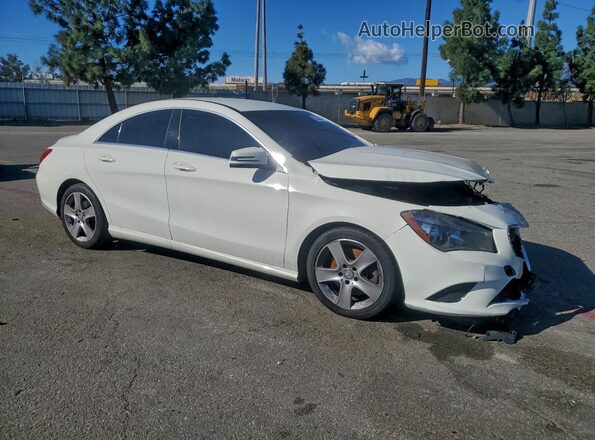 WDDSJ4EBXGN384329 2016 MERCEDES-BENZ CLA-CLASS Белый Передняя правая четверть