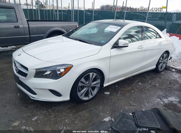 WDDSJ4EBXJN665442 2018 MERCEDES-BENZ CLA 250 White Vista tres cuartos delantera izquierda