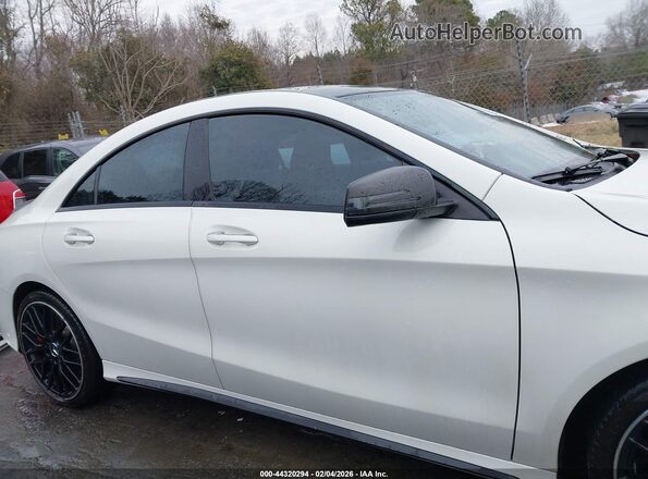WDDSJ5CB6JN547820 2018 MERCEDES-BENZ AMG CLA 45 Белый Вид задней части салона