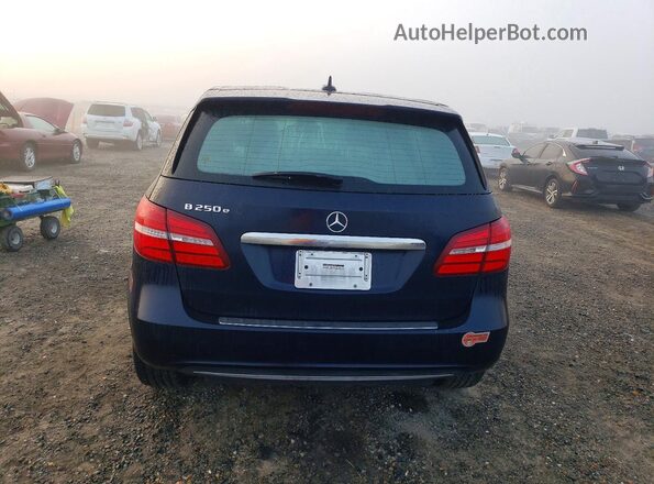 WDDVP9AB0HJ014689 2017 MERCEDES-BENZ B-CLASS Blue წინა სალონის ხედი