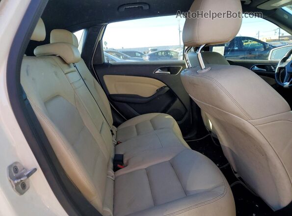 WDDVP9AB2HJ014497 2017 MERCEDES-BENZ B-CLASS White Vista interior trasera