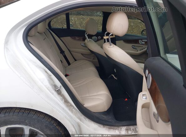 WDDWF4KB5GR126591 2016 MERCEDES-BENZ C-CLASS Белый Вид наклейки с VIN-кодом