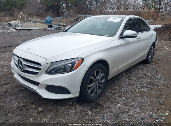 WDDWF4KB5GR126591 2016 MERCEDES-BENZ C-CLASS Белый Передняя левая четверть