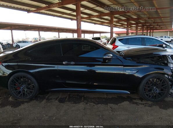 WDDWJ8HB5HF475007 2017 MERCEDES-BENZ AMG C 63 Black Widok zestawu wskaźników