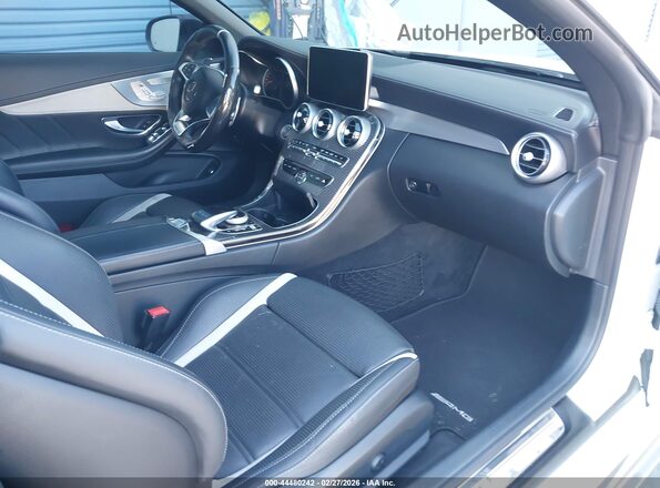 WDDWK8HB7JF657620 2018 MERCEDES-BENZ AMG C 63 White Widok wnętrza z przodu