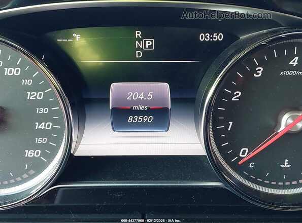 WDDZF4JB2JA306762 2018 MERCEDES-BENZ E-CLASS Белый Вид задних сидений