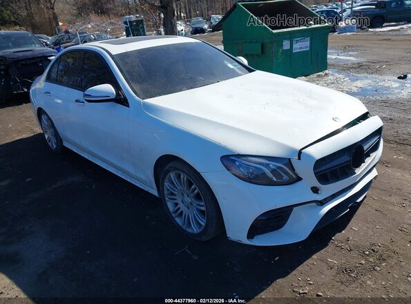 WDDZF4JB2JA306762 2018 MERCEDES-BENZ E-CLASS Белый Передняя правая четверть