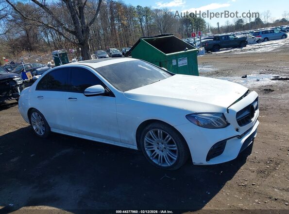 WDDZF4JB2JA306762 2018 MERCEDES-BENZ E-CLASS Белый Вид задней части салона