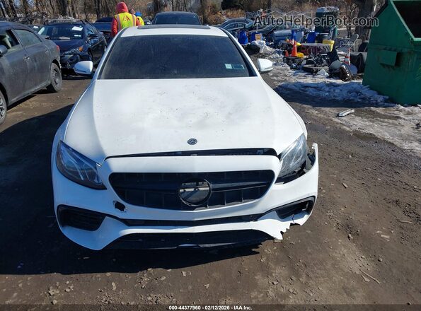 WDDZF4JB2JA306762 2018 MERCEDES-BENZ E-CLASS Белый Вид щитка приборов