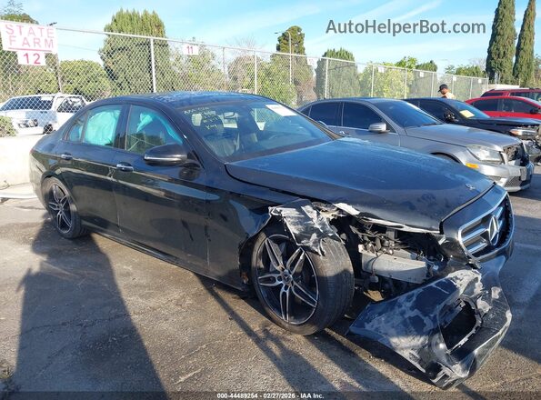 WDDZF4JB4KA488482 2019 MERCEDES-BENZ E-CLASS Черный Вид задней части салона