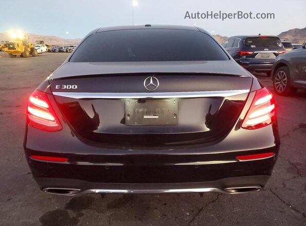 WDDZF4JB4KA558899 2019 MERCEDES-BENZ E Black Հետևի տեսք