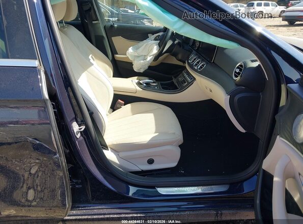 WDDZF4JB5JA332305 2018 MERCEDES-BENZ E-CLASS Синий Вид салона спереди
