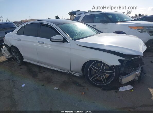 WDDZF4JB5JA345152 2018 MERCEDES-BENZ E-CLASS Белый Передняя правая четверть