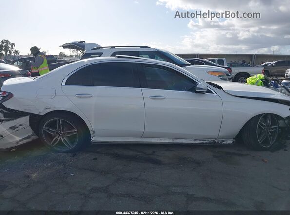 WDDZF4JB5JA345152 2018 MERCEDES-BENZ E-CLASS Белый Вид задней части салона