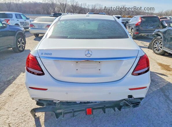 WDDZF4JB7HA089932 2017 MERCEDES-BENZ E White Vista trasera